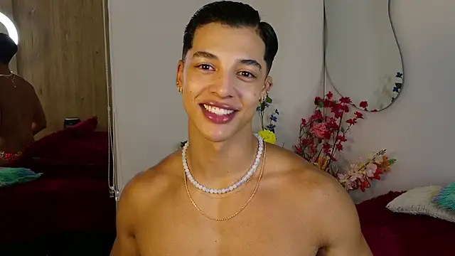 Snapshot of Troye_Williams chatting on 2, 8, 2026 Troye Williams online show from 2, 8, 2026