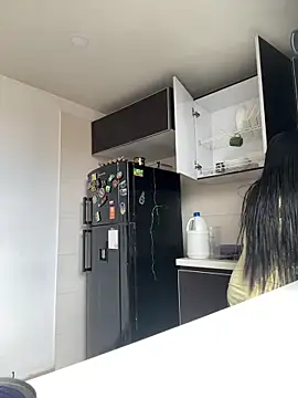 Victoria alson online show from 2, 4, 2026