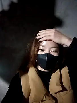 Snapshot of milo123-xx chatting on 4, 2, 2026 milo123-xx online show from 4, 2, 2026