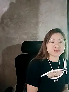 Snapshot of milo123-xx chatting on 1, 3, 2026 milo123-xx online show from 1, 3, 2026