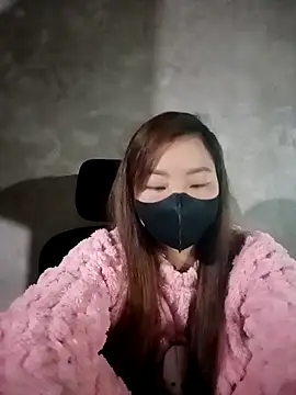 Snapshot of milo123-xx chatting on 8, 3, 2026 milo123-xx online show from 8, 3, 2026