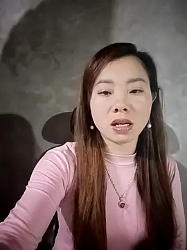 Snapshot of milo123-xx chatting on 14, 3, 2026 milo123-xx online show from 14, 3, 2026