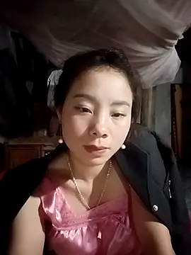 Snapshot of milo123-xx chatting on 23, 3, 2026 milo123-xx online show from 23, 3, 2026