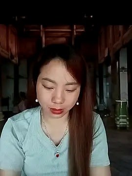 Snapshot of milo123-xx chatting on 27, 3, 2026 milo123-xx online show from 27, 3, 2026