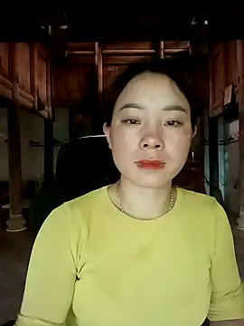 Snapshot of milo123-xx chatting on 14, 4, 2026 milo123-xx online show from 14, 4, 2026