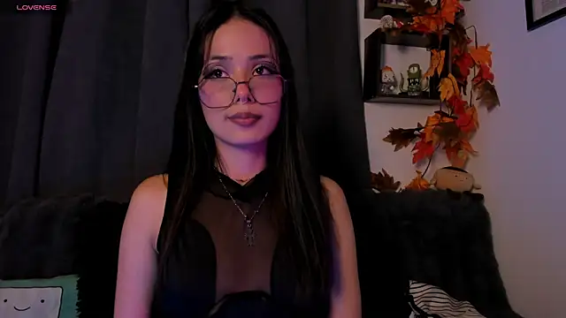 Seraphine hell online show from 27, 3, 2026