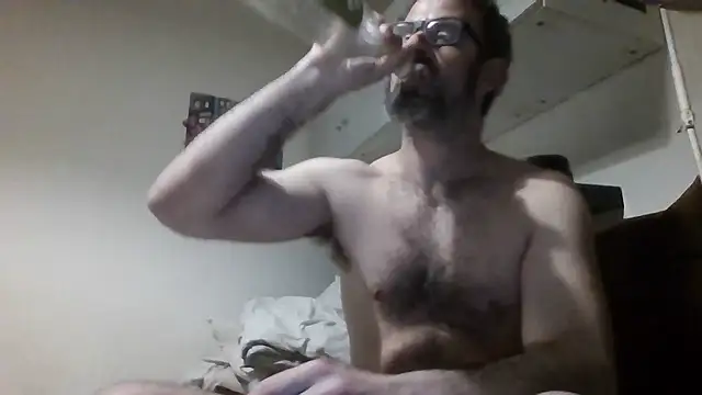 Snapshot of whatYwantMorrre chatting on 16, 12, 2025 whatYwantMorrre online show from 16, 12, 2025