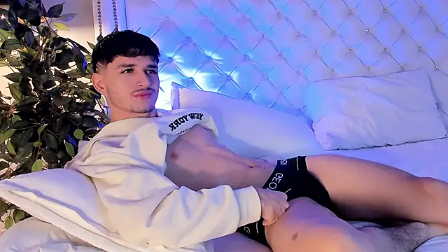 LiamMuller online show from 21, 11, 2025