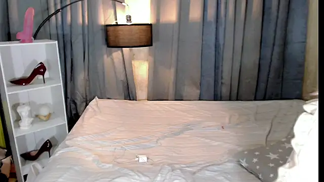 Alison mooreX online show from 5, 12, 2025