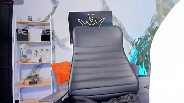 AnaRuiz1  online show from 19, 12, 2025