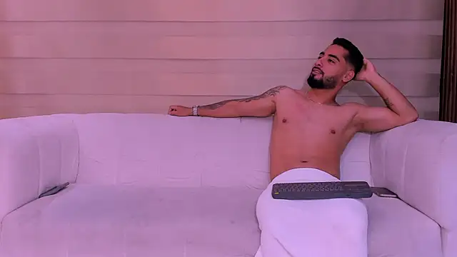 mike friends online show from 23, 12, 2025