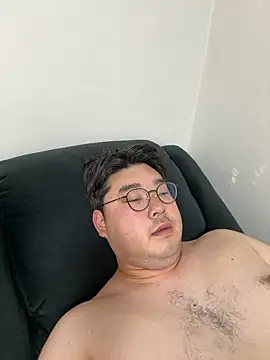 Snapshot of gayfucuxuc chatting on 30, 11, 2025 gayfucuxuc online show from 30, 11, 2025