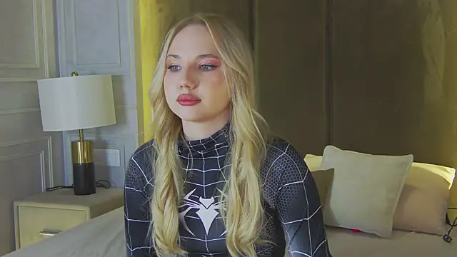 Sky Cutie online show from 9, 4, 2026