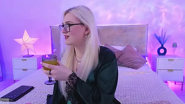 Jules night online show from 7, 2, 2026