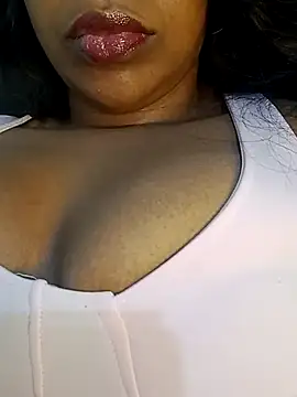 Snapshot of Kitana77 chatting on 25, 10, 2025 Kitana77 online show from 25, 10, 2025