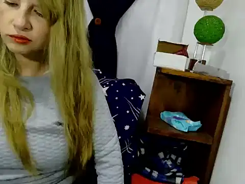 Snapshot of katioska25 chatting on 15, 10, 2025 katioska25 online show from 15, 10, 2025