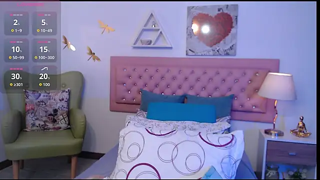 NicoletBlossom online show from 26, 9, 2025