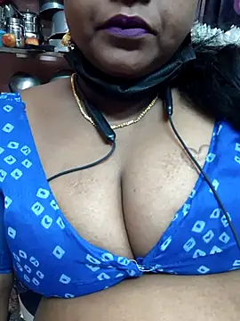 Snapshot of bakyasree143 chatting on 22, 9, 2025 bakyasree143 online show from 22, 9, 2025