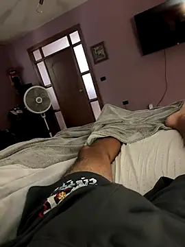 Snapshot of Lathotchubby chatting on 10, 9, 2025 Lathotchubby online show from 10, 9, 2025