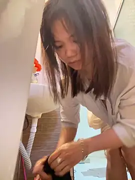 Ngoc-bbi online show from 4, 2, 2026