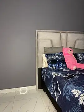 Ebony Warlock  online show from 14, 11, 2025