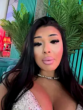 Snapshot of ArabellaPosh chatting on 11, 9, 2025 ArabellaPosh online show from 11, 9, 2025