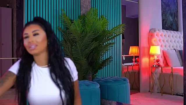 Snapshot of ArabellaPosh chatting on 25, 9, 2025 ArabellaPosh online show from 25, 9, 2025