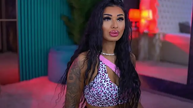 Snapshot of ArabellaPosh chatting on 16, 11, 2025 ArabellaPosh online show from 16, 11, 2025