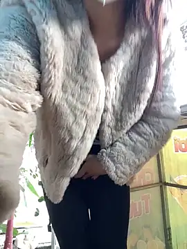 Snapshot of Clara8899 chatting on 21, 11, 2025 Clara8899 online show from 21, 11, 2025