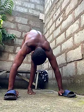 Snapshot of Makemecum634941 chatting on 10, 10, 2025 Makemecum634941 online show from 10, 10, 2025