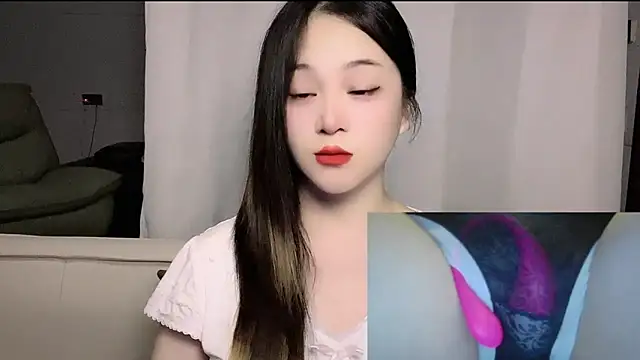 Snapshot of woaiqinqin chatting on 8, 6, 2026 woaiqinqin online show from 8, 6, 2026
