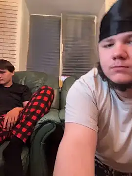 desiredude9 online show from 15, 12, 2025