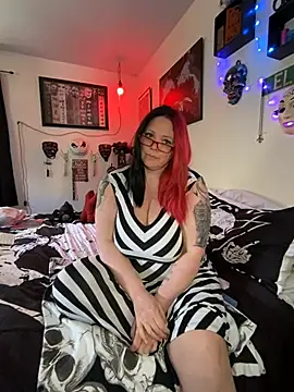 voorheesgirl online show from 17, 4, 2026