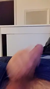 Snapshot of NewJoiner chatting on 25, 9, 2025 NewJoiner online show from 25, 9, 2025