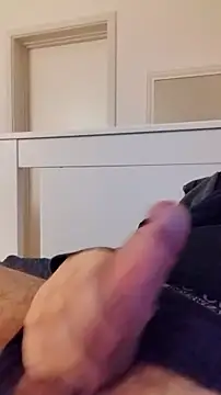 Snapshot of NewJoiner chatting on 9, 2, 2026 NewJoiner online show from 9, 2, 2026