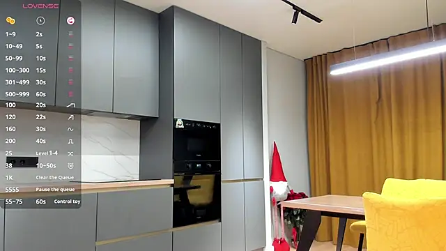 SaraShine  online show from 15, 12, 2025