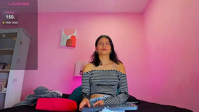 Snapshot of Georgina_Ferri_ chatting on 7, 10, 2025 Georgina Ferri online show from 7, 10, 2025