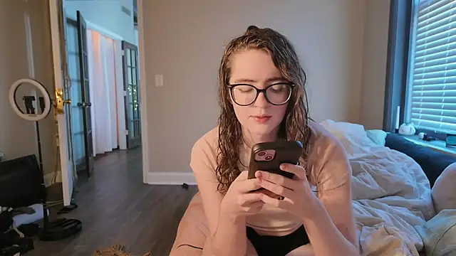 knottybunny online show from 28, 11, 2025