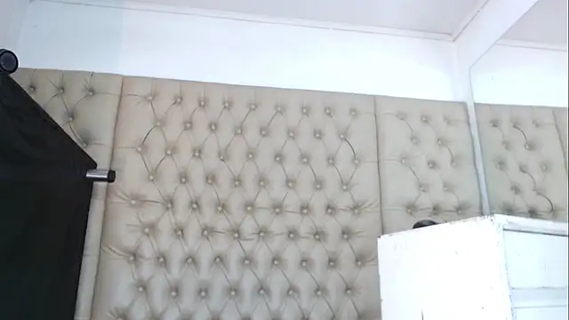 Snapshot of JessicaHott01 chatting on 20, 2, 2026 JessicaHott01 online show from 20, 2, 2026