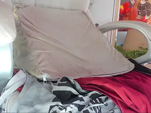 mila dash online show from 25, 9, 2025