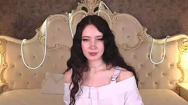 Snapshot of GraceMartinos chatting on 28, 10, 2025 GraceMartinos online show from 28, 10, 2025