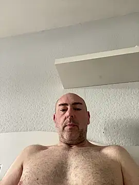 Richmcgee online show from 11, 4, 2026