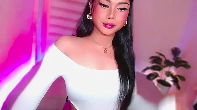 Snapshot of MissRumi_Hunter chatting on 23, 5, 2026 MissRumi Hunter online show from 23, 5, 2026