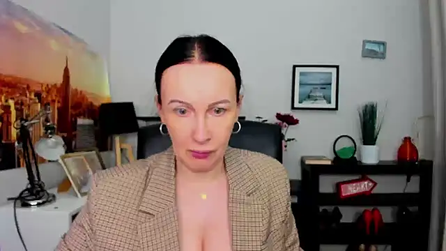 Snapshot of Velvet_Jasmine chatting on 30, 9, 2025 Velvet Jasmine online show from 30, 9, 2025