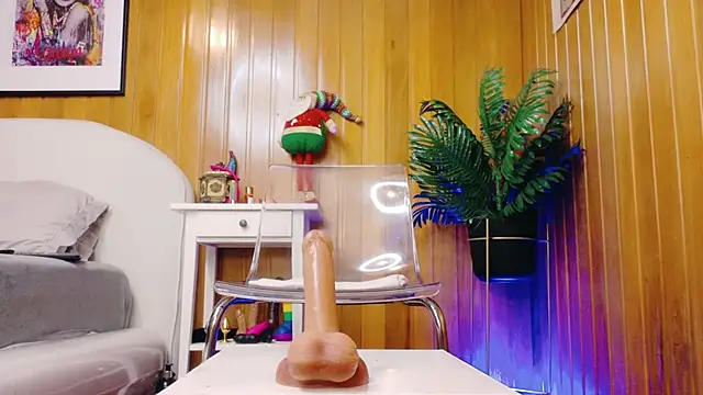 Zafiro Gem  online show from 13, 12, 2025