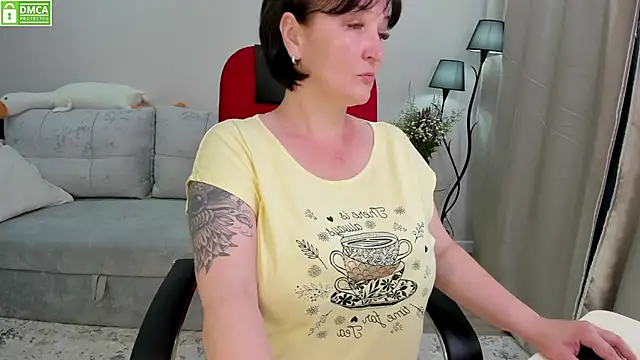Snapshot of Sanata_James chatting on 6, 7, 2026 Sanata James online show from 6, 7, 2026