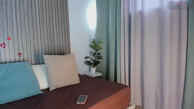 HelenaCole- online show from 14, 2, 2026