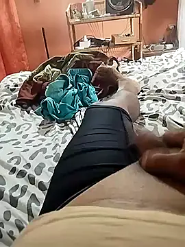 colombiano198720 online show from 10, 10, 2025