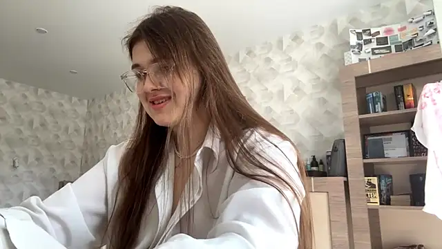 CarylWeatherholtz online show from 12, 9, 2025