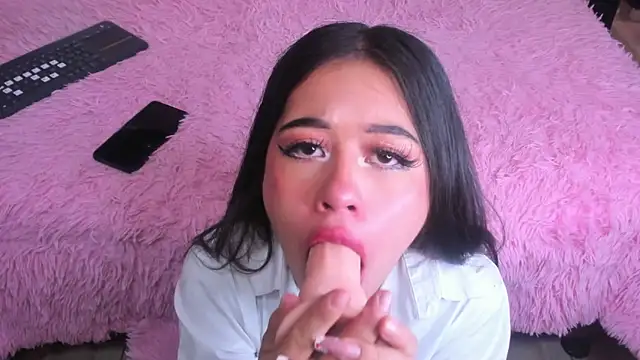 Dulceemia  online show from 19, 9, 2025